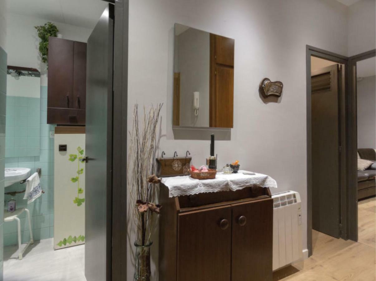 Apartamento Centrico Ripoll Luaran gambar