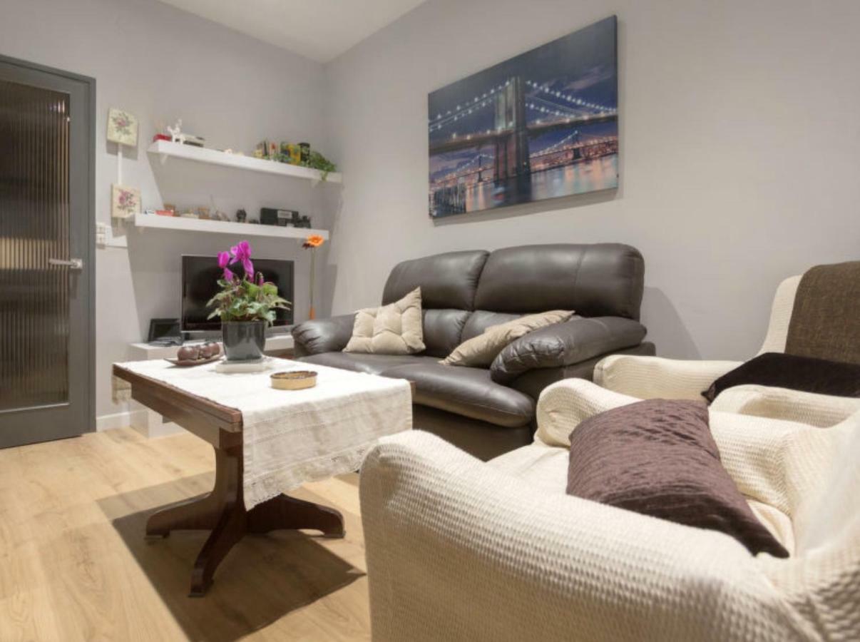 Apartamento Centrico Ripoll Luaran gambar